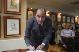 Aprovação em concurso público com apoio do Caderno de Prova